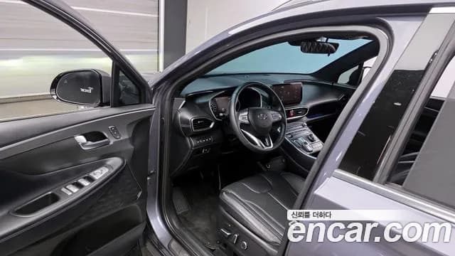 2021 Hyundai The New Santa Fe Gasoline 2.5T 4WD Sold VIN KMHS581LHMU366042 – interior seats 2021 Hyundai The New Santa Fe Gasoline 2.5T 4WD Sold VIN KMHS581LHMU366042 – interior seats