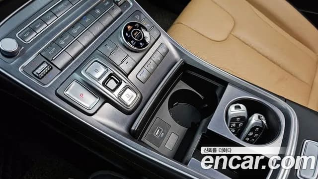 2021 Hyundai The New Santa Fe Gasoline 2.5T 4WD Sold VIN KMHS581LHMU385042 – photo 12 2021 Hyundai The New Santa Fe Gasoline 2.5T 4WD Sold VIN KMHS581LHMU385042 – photo 12