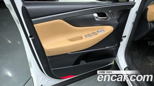2021 Hyundai The New Santa Fe Gasoline 2.5T 4WD Sold VIN KMHS581LHMU385057 – photo 14 2021 Hyundai The New Santa Fe Gasoline 2.5T 4WD Sold VIN KMHS581LHMU385057 – photo 14