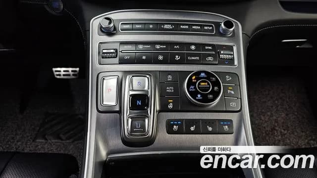 2022 Hyundai The New Santa Fe Gasoline 2.5T 4WD Sold VIN KMHS581LHNU428257 – dashboard 2022 Hyundai The New Santa Fe Gasoline 2.5T 4WD Sold VIN KMHS581LHNU428257 – dashboard