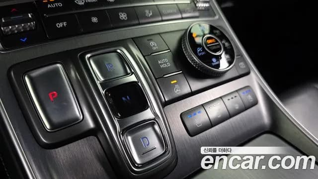 2022 Hyundai The New Santa Fe Gasoline 2.5T 4WD Sold VIN KMHS581LHNU432525 – exterior detail 2022 Hyundai The New Santa Fe Gasoline 2.5T 4WD Sold VIN KMHS581LHNU432525 – exterior detail