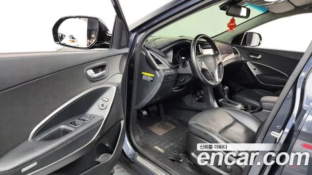 2018 Hyundai The New Maxcruz Diesel 2.2 2WD Sold VIN KMHSN81XBJU294682 – rear exterior 2018 Hyundai The New Maxcruz Diesel 2.2 2WD Sold VIN KMHSN81XBJU294682 – rear exterior