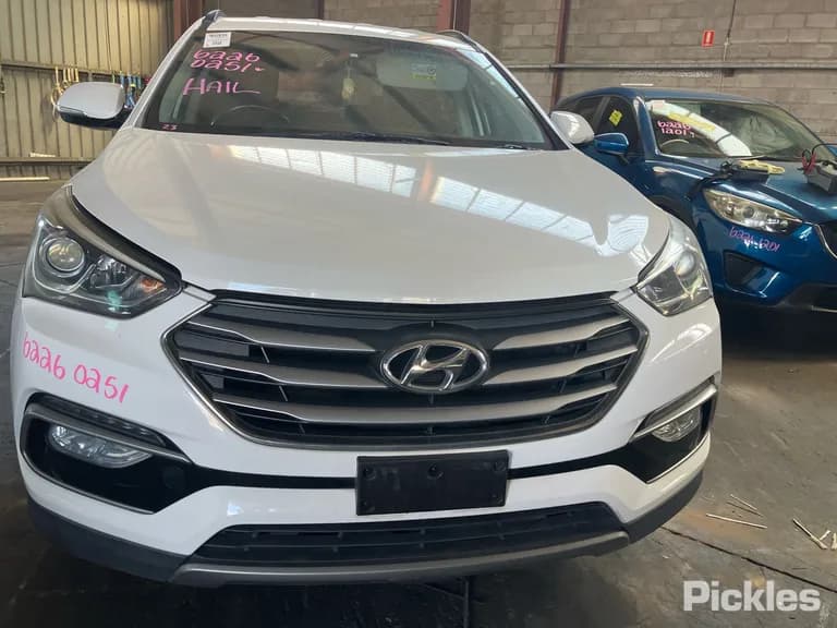 2016 Hyundai Santa Fe Used VIN KMHST81BSHU689057 – photo 19 2016 Hyundai Santa Fe Used VIN KMHST81BSHU689057 – photo 19