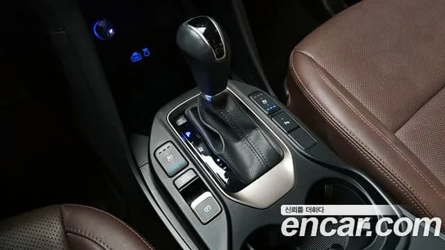 2017 Hyundai Santa Fe The Prime Diesel 2.0 2WD Sold VIN KMHSW81UBHU743185 – photo 14 2017 Hyundai Santa Fe The Prime Diesel 2.0 2WD Sold VIN KMHSW81UBHU743185 – photo 14