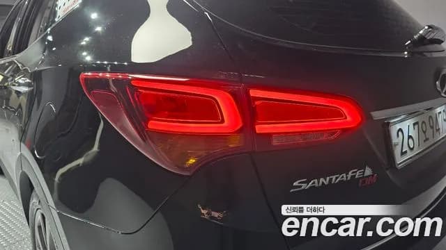 2017 Hyundai Santa Fe The Prime Diesel 2.0 2WD Sold VIN KMHSW81UBHU745993 – trunk area 2017 Hyundai Santa Fe The Prime Diesel 2.0 2WD Sold VIN KMHSW81UBHU745993 – trunk area
