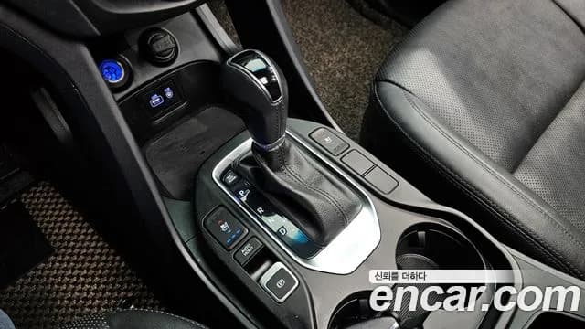 2017 Hyundai Santa Fe The Prime Diesel 2.0 2WD Sold VIN KMHSW81UBHU760471 – exterior detail 2017 Hyundai Santa Fe The Prime Diesel 2.0 2WD Sold VIN KMHSW81UBHU760471 – exterior detail