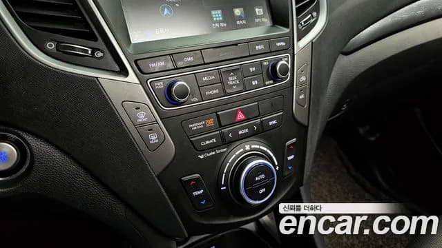 2017 Hyundai Santa Fe The Prime Diesel 2.0 2WD Sold VIN KMHSW81UBHU760471 – photo 18 2017 Hyundai Santa Fe The Prime Diesel 2.0 2WD Sold VIN KMHSW81UBHU760471 – photo 18
