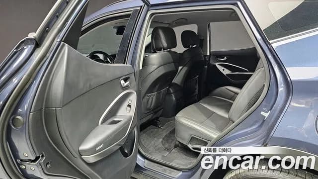 2017 Hyundai Santa Fe The Prime Diesel 2.0 2WD Sold VIN KMHSW81UBHU760517 – side profile 2017 Hyundai Santa Fe The Prime Diesel 2.0 2WD Sold VIN KMHSW81UBHU760517 – side profile