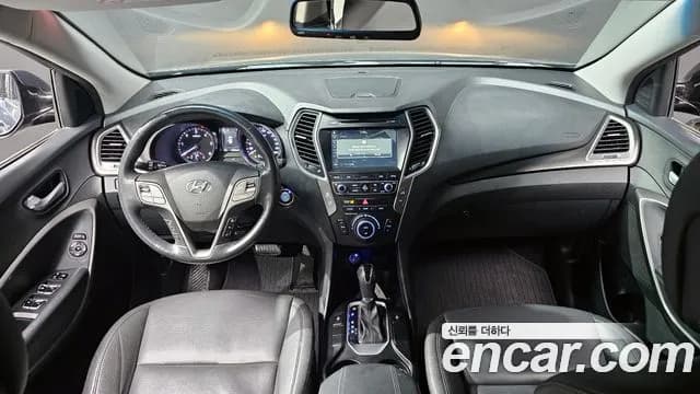 2017 Hyundai Santa Fe The Prime Diesel 2.0 2WD Sold VIN KMHSW81UBHU760517 – exterior detail 2017 Hyundai Santa Fe The Prime Diesel 2.0 2WD Sold VIN KMHSW81UBHU760517 – exterior detail