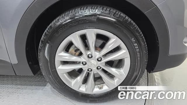 2018 Hyundai Santa Fe The Prime Diesel 2.0 2WD Sold VIN KMHSW81UBJU789607 – exterior detail 2018 Hyundai Santa Fe The Prime Diesel 2.0 2WD Sold VIN KMHSW81UBJU789607 – exterior detail