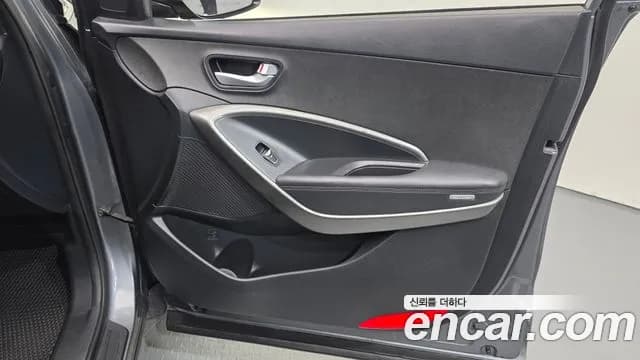 2018 Hyundai Santa Fe The Prime Diesel 2.0 2WD Sold VIN KMHSW81UBJU789607 – photo 24 2018 Hyundai Santa Fe The Prime Diesel 2.0 2WD Sold VIN KMHSW81UBJU789607 – photo 24