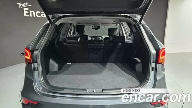 2018 Hyundai Santa Fe The Prime Diesel 2.0 2WD Sold VIN KMHSW81UBJU808818 – photo 13 2018 Hyundai Santa Fe The Prime Diesel 2.0 2WD Sold VIN KMHSW81UBJU808818 – photo 13