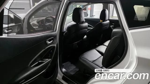 2018 Hyundai Santa Fe The Prime Diesel 2.0 2WD Sold VIN KMHSW81UBJU822727 – front exterior 2018 Hyundai Santa Fe The Prime Diesel 2.0 2WD Sold VIN KMHSW81UBJU822727 – front exterior