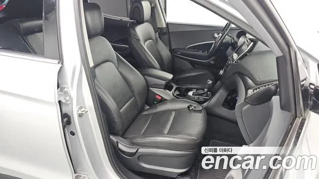 2018 Hyundai Santa Fe The Prime Diesel 2.0 2WD Sold VIN KMHSW81UBJU823323 – interior seats 2018 Hyundai Santa Fe The Prime Diesel 2.0 2WD Sold VIN KMHSW81UBJU823323 – interior seats
