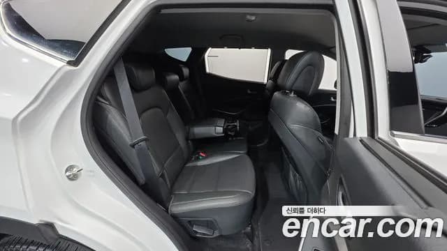 2018 Hyundai Santa Fe The Prime Diesel 2.0 2WD Sold VIN KMHSW81UBJU832191 – rear exterior 2018 Hyundai Santa Fe The Prime Diesel 2.0 2WD Sold VIN KMHSW81UBJU832191 – rear exterior