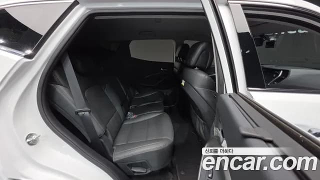 2018 Hyundai Santa Fe The Prime Diesel 2.0 2WD Sold VIN KMHSW81UBJU833253 – interior seats 2018 Hyundai Santa Fe The Prime Diesel 2.0 2WD Sold VIN KMHSW81UBJU833253 – interior seats