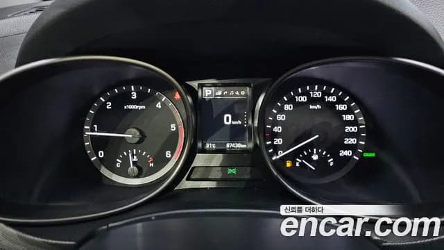 2018 Hyundai Santa Fe The Prime Diesel 2.0 2WD Sold VIN KMHSW81UBJU839624 – interior seats 2018 Hyundai Santa Fe The Prime Diesel 2.0 2WD Sold VIN KMHSW81UBJU839624 – interior seats