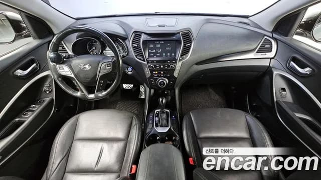 2018 Hyundai Santa Fe The Prime Diesel 2.0 2WD Sold VIN KMHSW81UBJU839624 – trunk area 2018 Hyundai Santa Fe The Prime Diesel 2.0 2WD Sold VIN KMHSW81UBJU839624 – trunk area