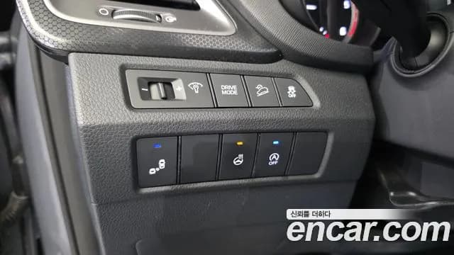 2018 Hyundai Santa Fe The Prime Diesel 2.0 2WD Sold VIN KMHSW81UBJU851435 – photo 25 2018 Hyundai Santa Fe The Prime Diesel 2.0 2WD Sold VIN KMHSW81UBJU851435 – photo 25