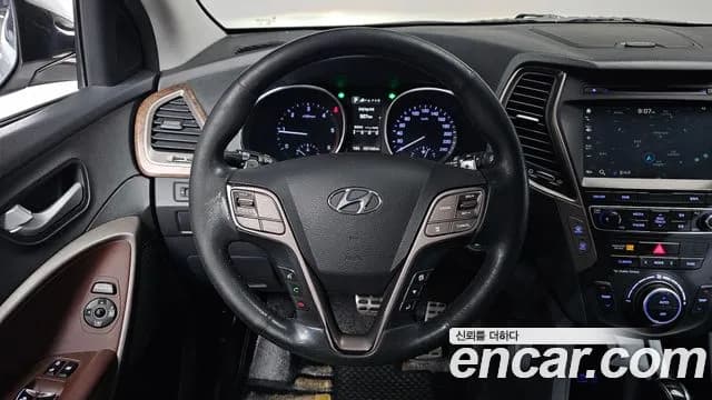 2017 Hyundai Santa Fe The Prime Diesel 2.0 4WD Sold VIN KMHSW81UDHU769606 – photo 12 2017 Hyundai Santa Fe The Prime Diesel 2.0 4WD Sold VIN KMHSW81UDHU769606 – photo 12