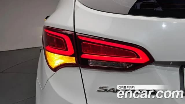 2017 Hyundai Santa Fe The Prime Diesel 2.0 4WD Sold VIN KMHSW81UDHU769606 – photo 27 2017 Hyundai Santa Fe The Prime Diesel 2.0 4WD Sold VIN KMHSW81UDHU769606 – photo 27