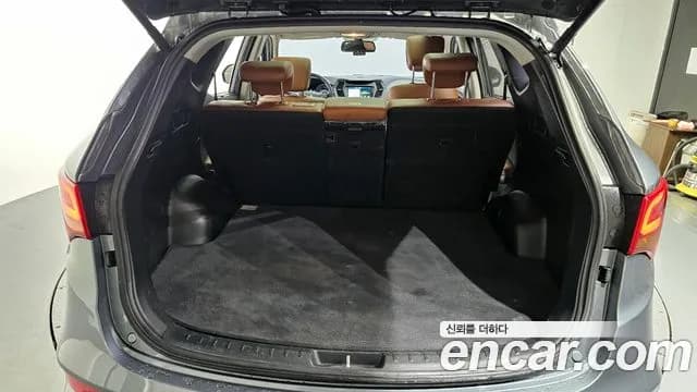 2018 Hyundai Santa Fe The Prime Diesel 2.0 4WD Sold VIN KMHSW81UDJU818539 – side profile 2018 Hyundai Santa Fe The Prime Diesel 2.0 4WD Sold VIN KMHSW81UDJU818539 – side profile