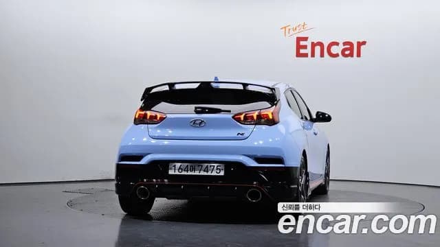 2019 Hyundai Veloster (JS) 2.0 N Sold VIN KMHT361HAKU000447 – exterior detail 2019 Hyundai Veloster (JS) 2.0 N Sold VIN KMHT361HAKU000447 – exterior detail