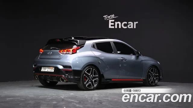 2019 Hyundai Veloster (JS) 2.0 N Sold VIN KMHT361HAKU001812 – interior seats 2019 Hyundai Veloster (JS) 2.0 N Sold VIN KMHT361HAKU001812 – interior seats