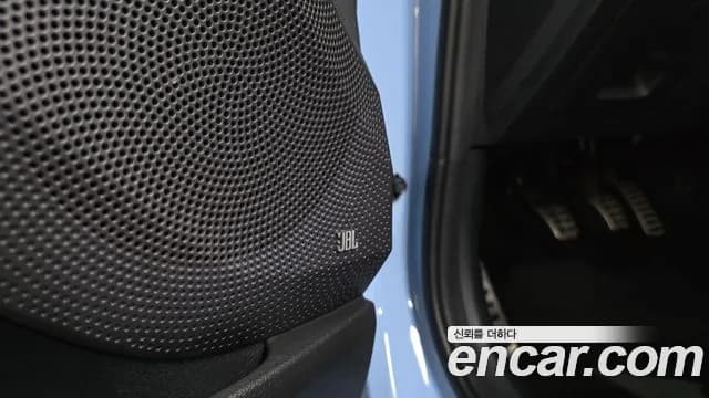 2019 Hyundai Veloster (JS) 2.0 N Sold VIN KMHT361HAKU004287 – front exterior 2019 Hyundai Veloster (JS) 2.0 N Sold VIN KMHT361HAKU004287 – front exterior