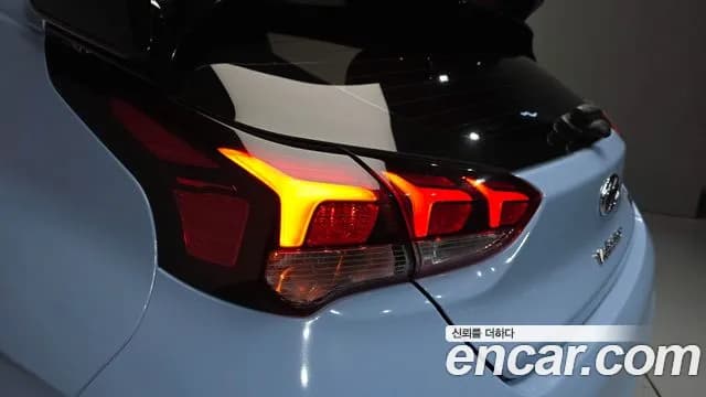2019 Hyundai Veloster (JS) 2.0 N Sold VIN KMHT361HAKU004287 – photo 17 2019 Hyundai Veloster (JS) 2.0 N Sold VIN KMHT361HAKU004287 – photo 17