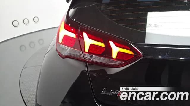 2020 Hyundai Veloster (JS) 2.0 N Sold VIN KMHT361HALU006848 – photo 14 2020 Hyundai Veloster (JS) 2.0 N Sold VIN KMHT361HALU006848 – photo 14
