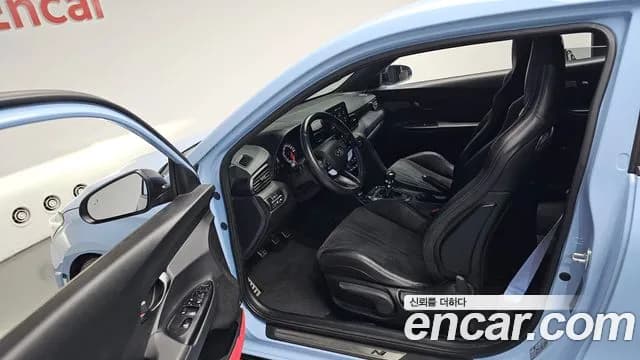 2022 Hyundai Veloster (JS) 2.0 N Sold VIN KMHT361HANU011711 – front exterior 2022 Hyundai Veloster (JS) 2.0 N Sold VIN KMHT361HANU011711 – front exterior