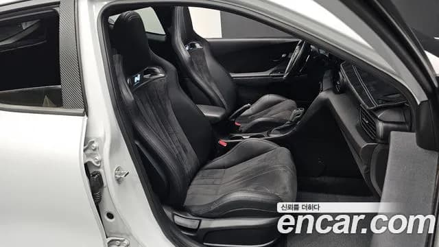2021 Hyundai Veloster (JS) 2.0 N Sold VIN KMHT361HGMU008721 – interior seats 2021 Hyundai Veloster (JS) 2.0 N Sold VIN KMHT361HGMU008721 – interior seats