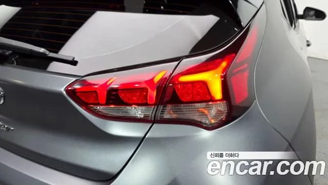 2018 Hyundai Veloster (JS) 1.6 Turbo Sport Sold VIN KMHTK61BGJU001273 – engine bay 2018 Hyundai Veloster (JS) 1.6 Turbo Sport Sold VIN KMHTK61BGJU001273 – engine bay