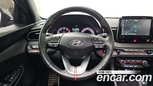 2018 Hyundai Veloster (JS) 1.6 Turbo Sport Sold VIN KMHTK61BGJU001285 – exterior detail 2018 Hyundai Veloster (JS) 1.6 Turbo Sport Sold VIN KMHTK61BGJU001285 – exterior detail