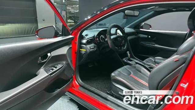 2018 Hyundai Veloster (JS) 1.6 Turbo Sport Sold VIN KMHTK61BGJU015426 – interior seats 2018 Hyundai Veloster (JS) 1.6 Turbo Sport Sold VIN KMHTK61BGJU015426 – interior seats