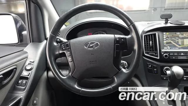 2018 Hyundai The New Grand Starex Urban 9-Seater Sold VIN KMHWG81KBJU974389 – exterior detail 2018 Hyundai The New Grand Starex Urban 9-Seater Sold VIN KMHWG81KBJU974389 – exterior detail