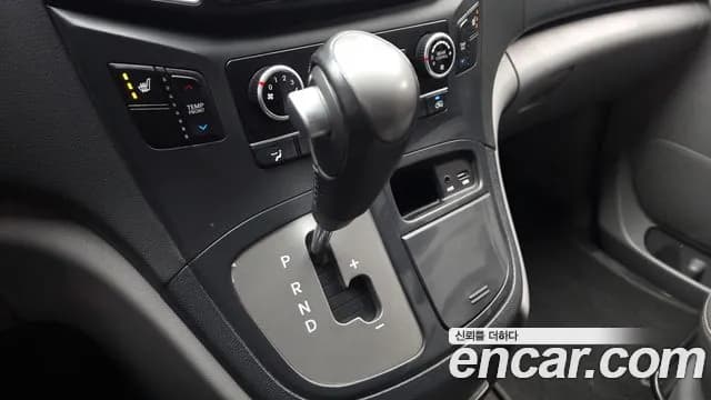 2018 Hyundai The New Grand Starex Urban 9-Seater Sold VIN KMHWG81KBJU974389 – photo 13 2018 Hyundai The New Grand Starex Urban 9-Seater Sold VIN KMHWG81KBJU974389 – photo 13
