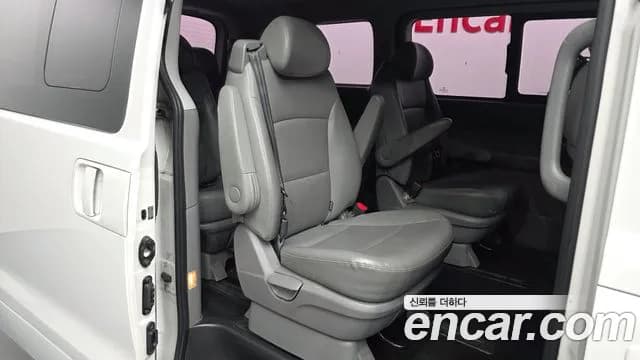 2018 Hyundai The New Grand Starex Urban 9-Seater Sold VIN KMHWG81KBJU974389 – photo 16 2018 Hyundai The New Grand Starex Urban 9-Seater Sold VIN KMHWG81KBJU974389 – photo 16