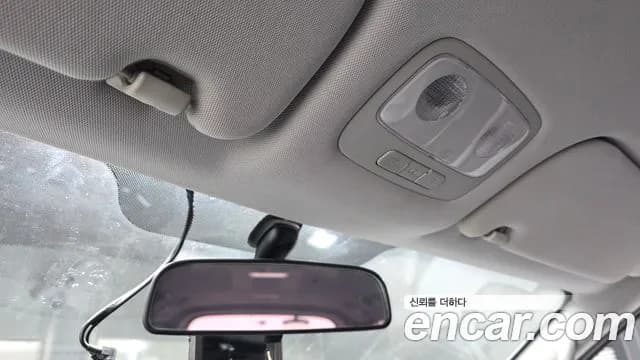 2018 Hyundai The New Grand Starex Urban 9-Seater Sold VIN KMHWG81KBJU974389 – photo 18 2018 Hyundai The New Grand Starex Urban 9-Seater Sold VIN KMHWG81KBJU974389 – photo 18