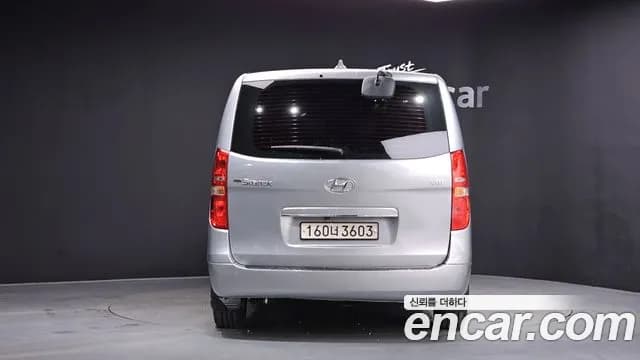 2019 Hyundai The New Grand Starex Urban 9-Seater Sold VIN KMHWG81KBKU043806 – photo 12 2019 Hyundai The New Grand Starex Urban 9-Seater Sold VIN KMHWG81KBKU043806 – photo 12
