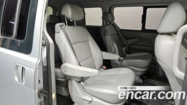 2019 Hyundai The New Grand Starex Urban 9-Seater Sold VIN KMHWG81KBKU049314 – photo 16 2019 Hyundai The New Grand Starex Urban 9-Seater Sold VIN KMHWG81KBKU049314 – photo 16