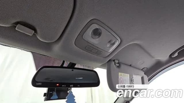 2021 Hyundai The New Grand Starex 4WD Urban 9-Seater Sold VIN KMHWG81KDMU159031 – rear exterior 2021 Hyundai The New Grand Starex 4WD Urban 9-Seater Sold VIN KMHWG81KDMU159031 – rear exterior