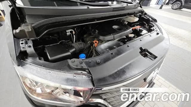 2021 Hyundai The New Grand Starex 4WD Urban 9-Seater Sold VIN KMHWG81KDMU159031 – engine bay 2021 Hyundai The New Grand Starex 4WD Urban 9-Seater Sold VIN KMHWG81KDMU159031 – engine bay
