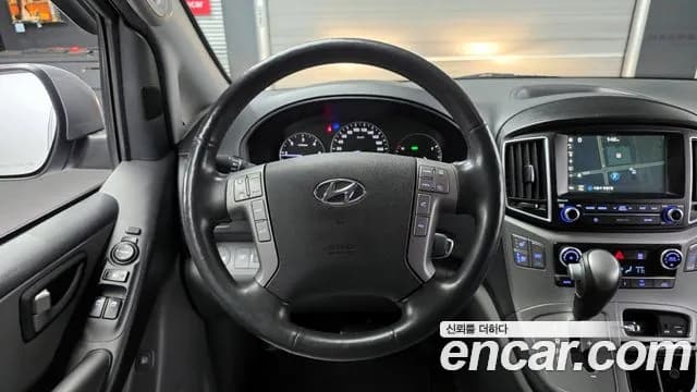 2018 Hyundai The New Grand Starex Urban 9-Seater Sold VIN KMHWH81KBJU979232 – photo 18 2018 Hyundai The New Grand Starex Urban 9-Seater Sold VIN KMHWH81KBJU979232 – photo 18