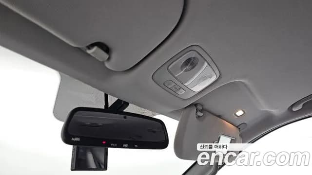 2018 Hyundai The New Grand Starex Urban 9-Seater Sold VIN KMHWH81KBJU979691 – rear exterior 2018 Hyundai The New Grand Starex Urban 9-Seater Sold VIN KMHWH81KBJU979691 – rear exterior