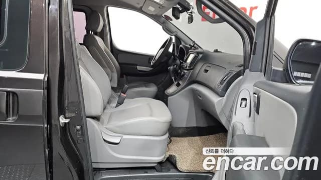 2018 Hyundai The New Grand Starex Urban 9-Seater Sold VIN KMHWH81KBJU979691 – side profile 2018 Hyundai The New Grand Starex Urban 9-Seater Sold VIN KMHWH81KBJU979691 – side profile