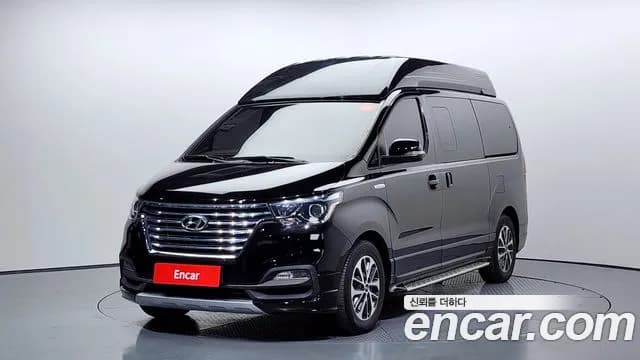 2019 Hyundai The New Grand Starex Limousine Sold VIN KMHWK81KBKU011313 – exterior detail 2019 Hyundai The New Grand Starex Limousine Sold VIN KMHWK81KBKU011313 – exterior detail