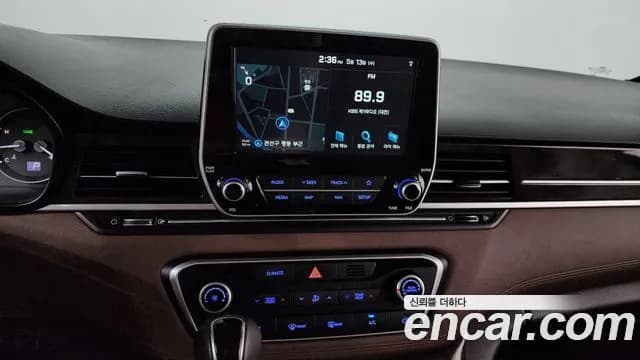 2019 Hyundai The New Grand Starex Urban 9-Seater Sold VIN KMHWK81KBKU024061 – side profile 2019 Hyundai The New Grand Starex Urban 9-Seater Sold VIN KMHWK81KBKU024061 – side profile