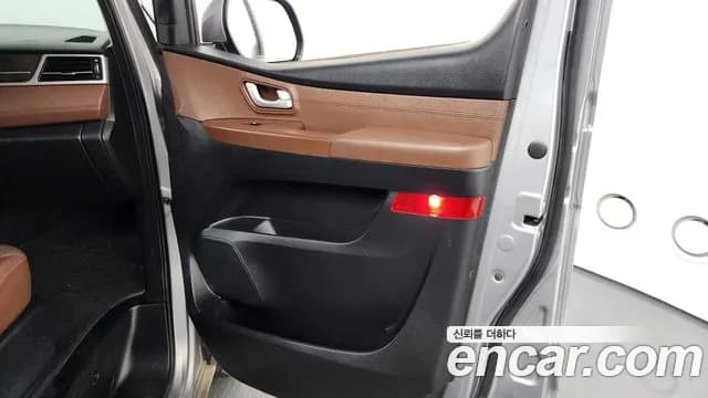 2019 Hyundai The New Grand Starex Urban 9-Seater Sold VIN KMHWK81KBKU024061 – photo 14 2019 Hyundai The New Grand Starex Urban 9-Seater Sold VIN KMHWK81KBKU024061 – photo 14